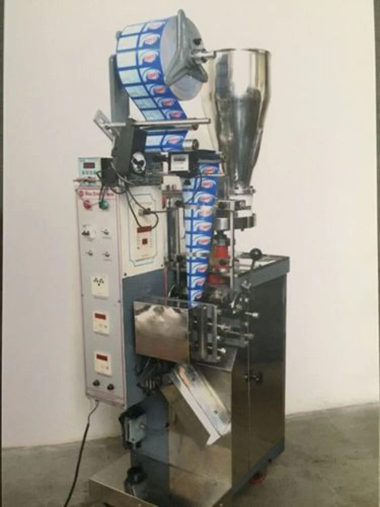1000 PPH Automatic Namkeen Packing Machine (3)