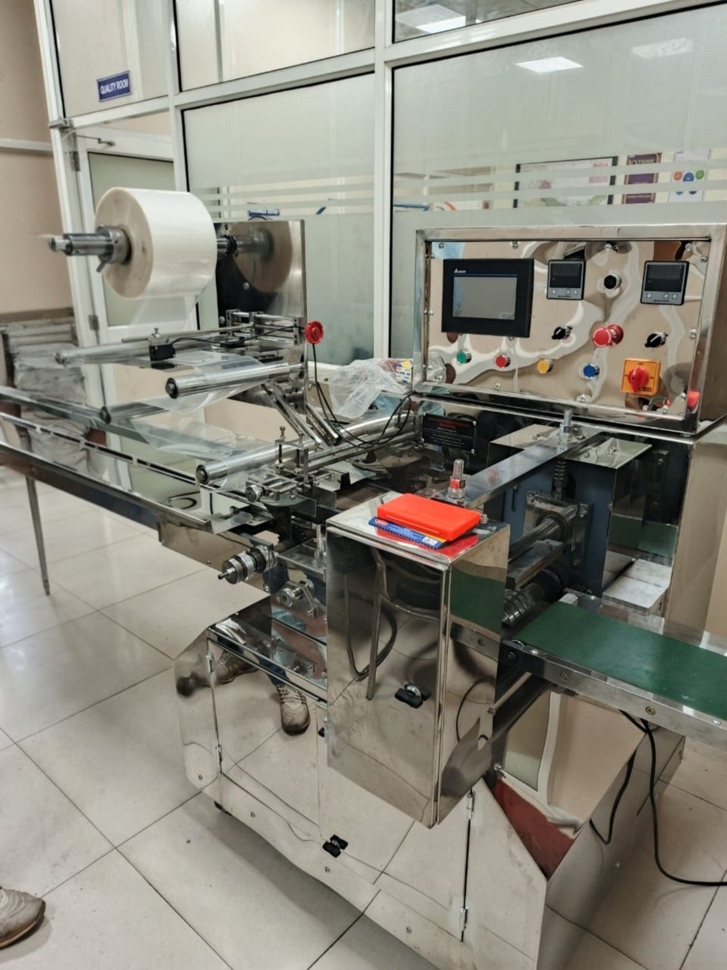Rusk Packing Machine (6)